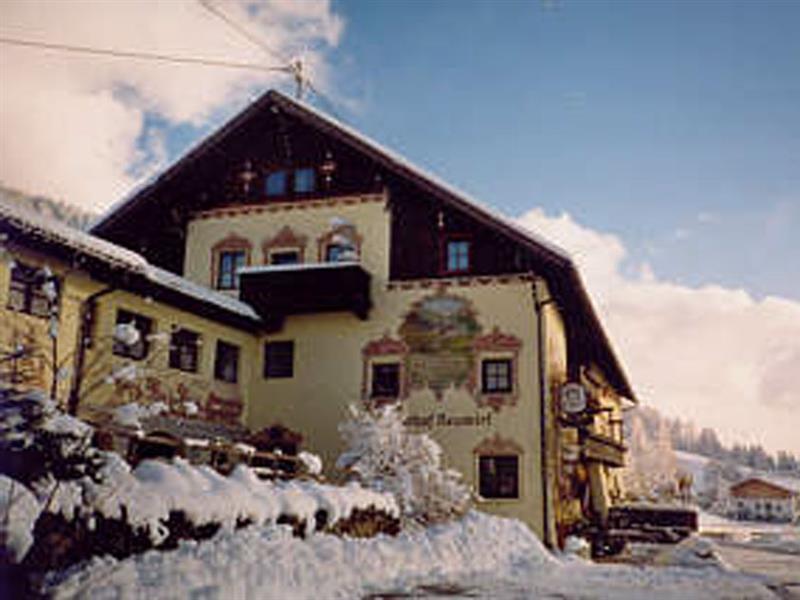 Hotel Gasthof Neuwirt Ellbögen Exterior foto