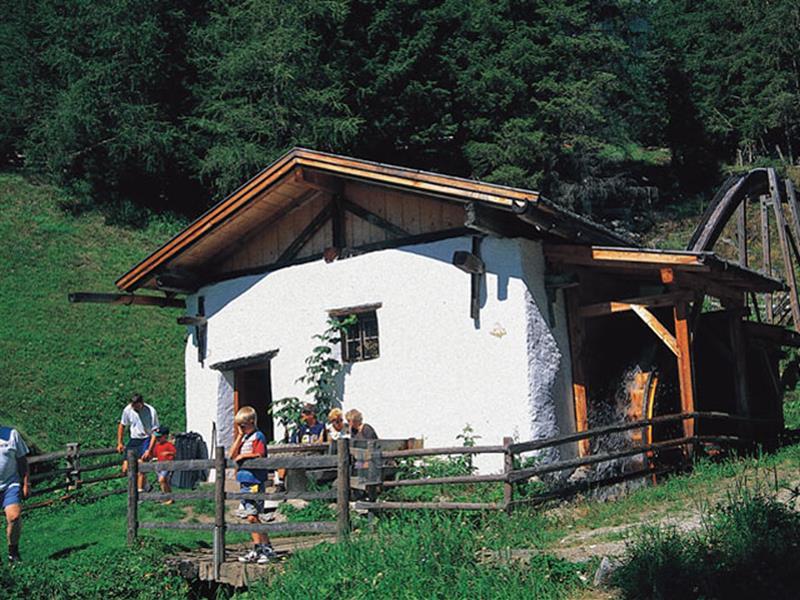 Hotel Gasthof Neuwirt Ellbögen Exterior foto